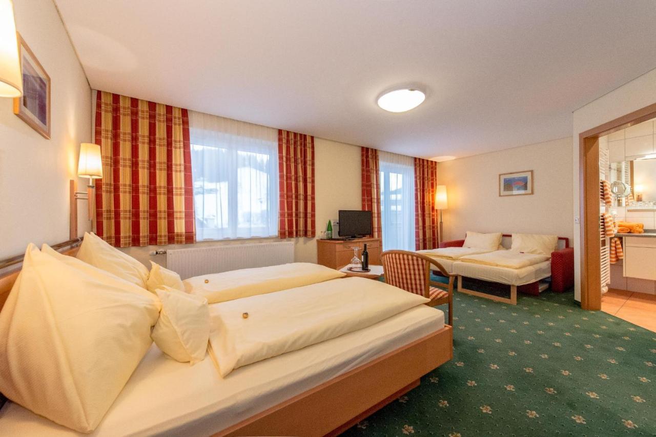 Pension Elisabeth Russbach am Pass Gschütt Quarto foto