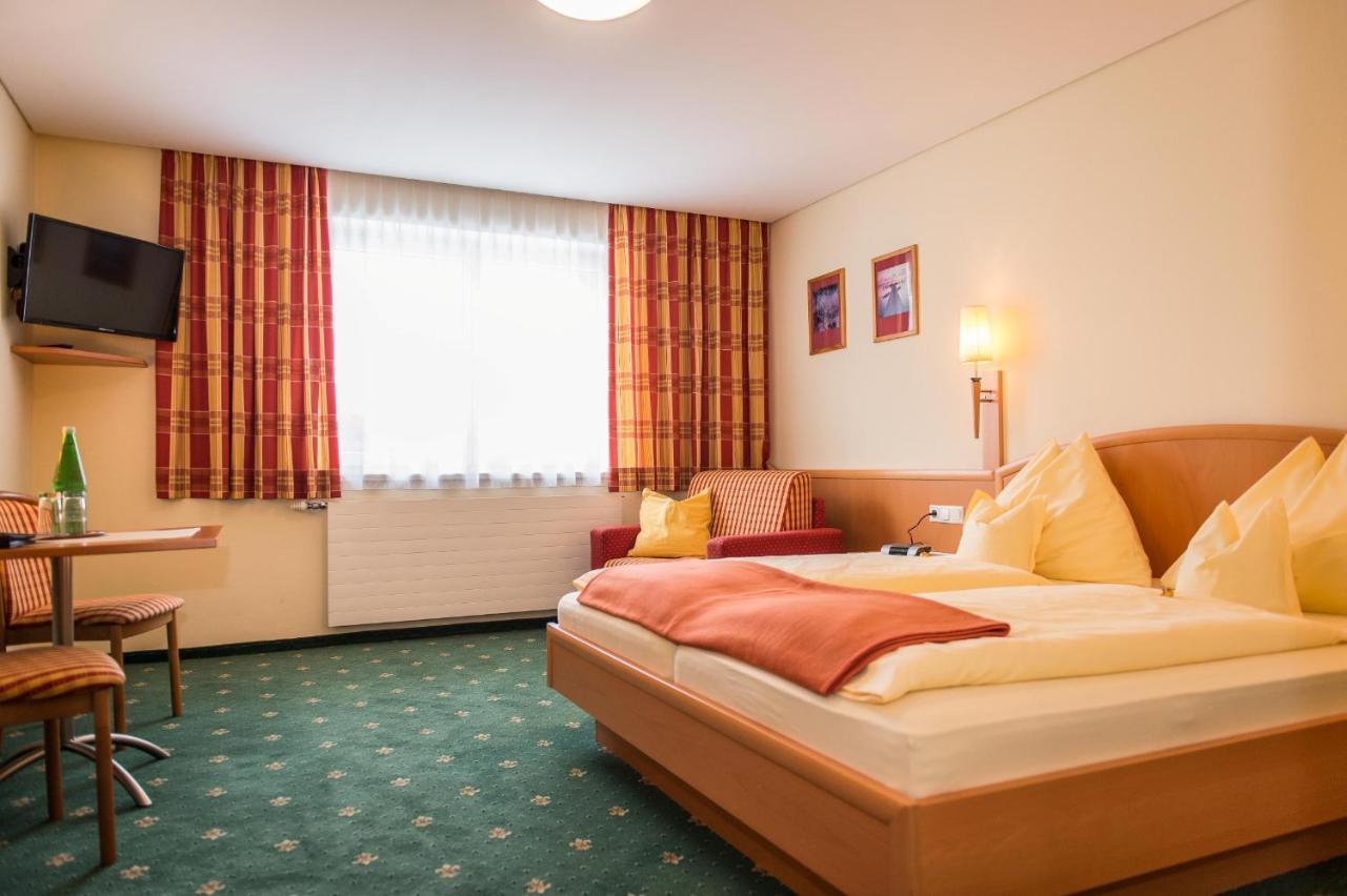 Pension Elisabeth Russbach am Pass Gschütt Quarto foto